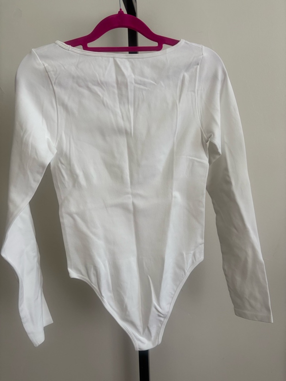 🔥 OQQ Classic White Long-Sleeve Bodysuit - Women
